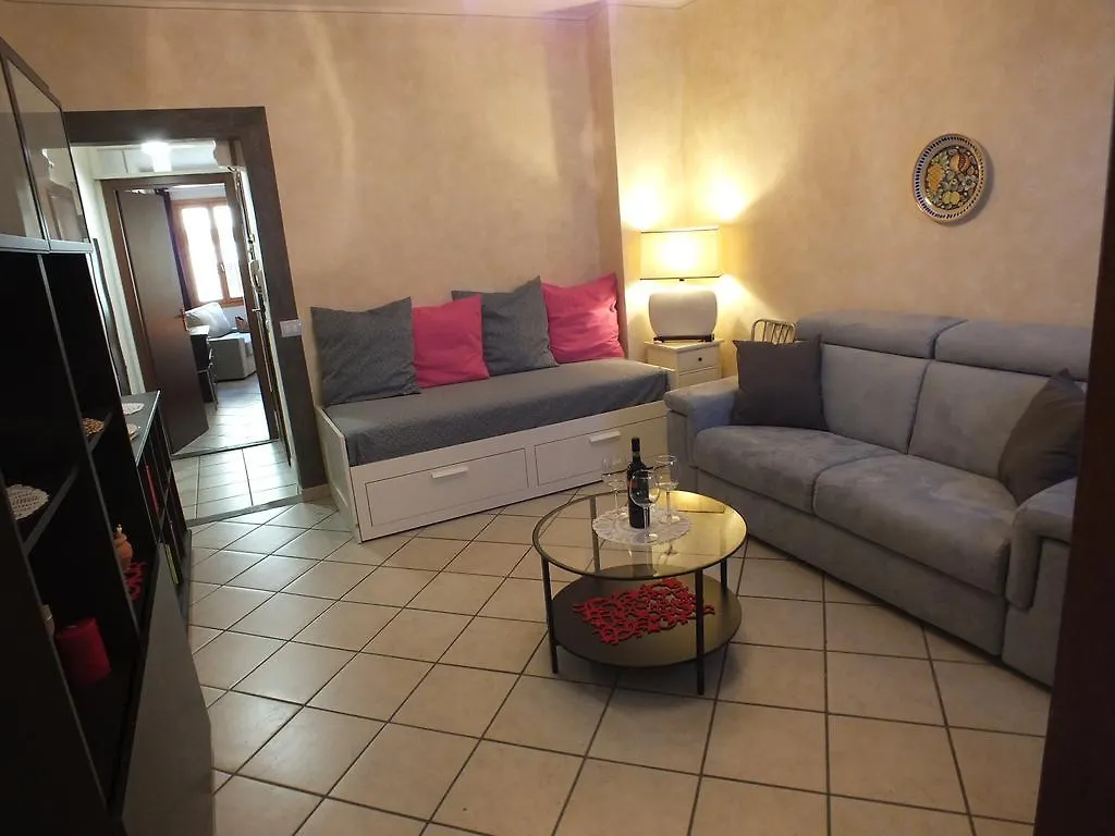 Borgo San Lorenzo Apartment Florence